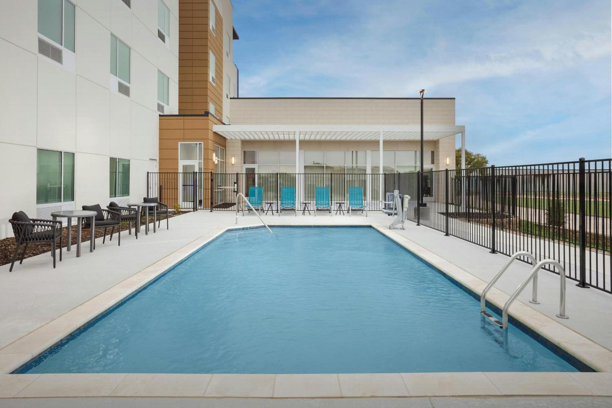 Towneplace Suites By Marriott Forney 外观 照片